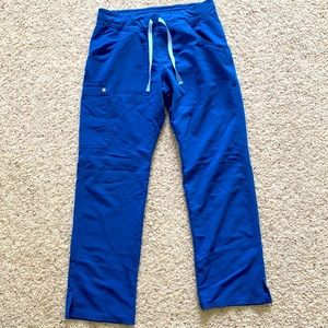 FIGS Kade Cargo Scrub Pant